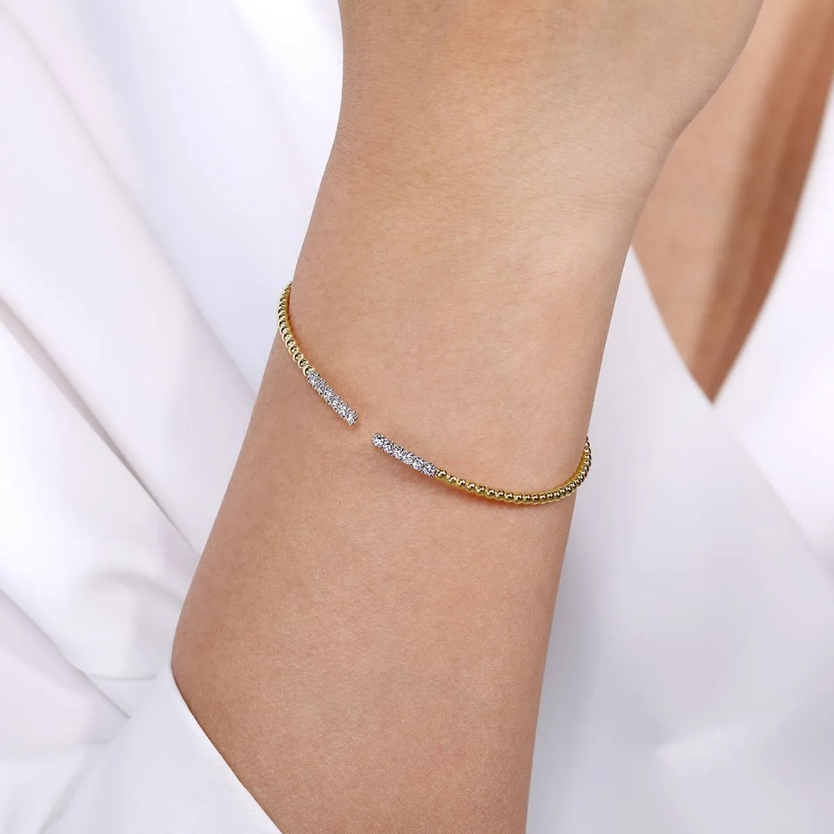 14K Yellow Gold Bujukan Cuff Bracelet with Diamond Pavé Bars - BG4218-62Y45JJ