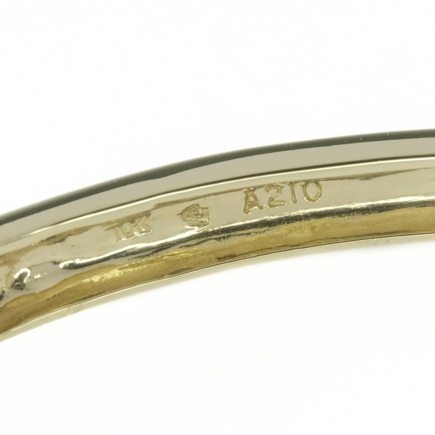 1.80ctw Round & Baguette Diamond Bangle 6.75" Bracelet in 10K Yellow Gold