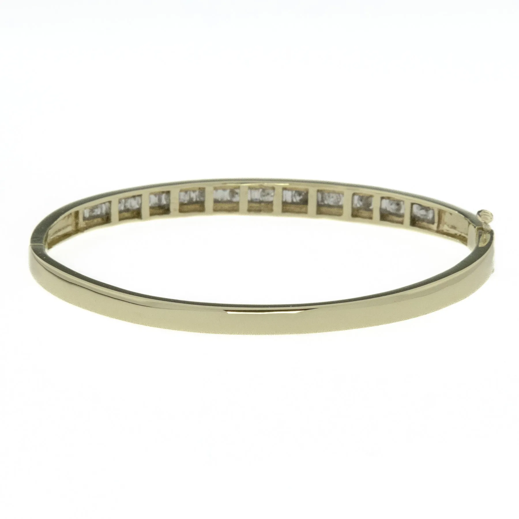 1.80ctw Round & Baguette Diamond Bangle 6.75" Bracelet in 10K Yellow Gold