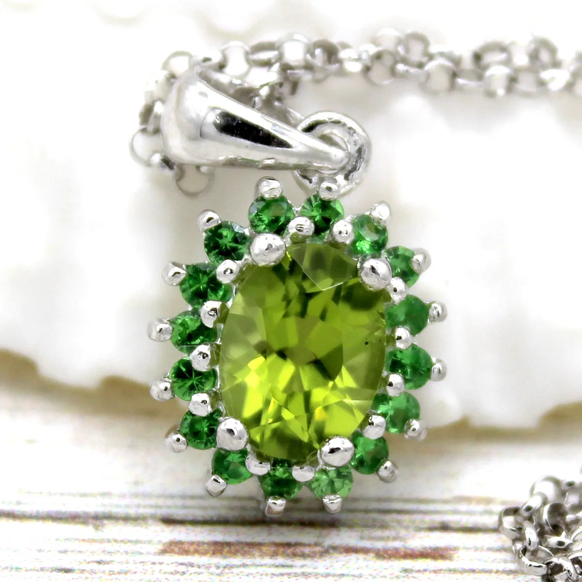 Beautiful Peridot Tsavorite Fine Necklace Pendant