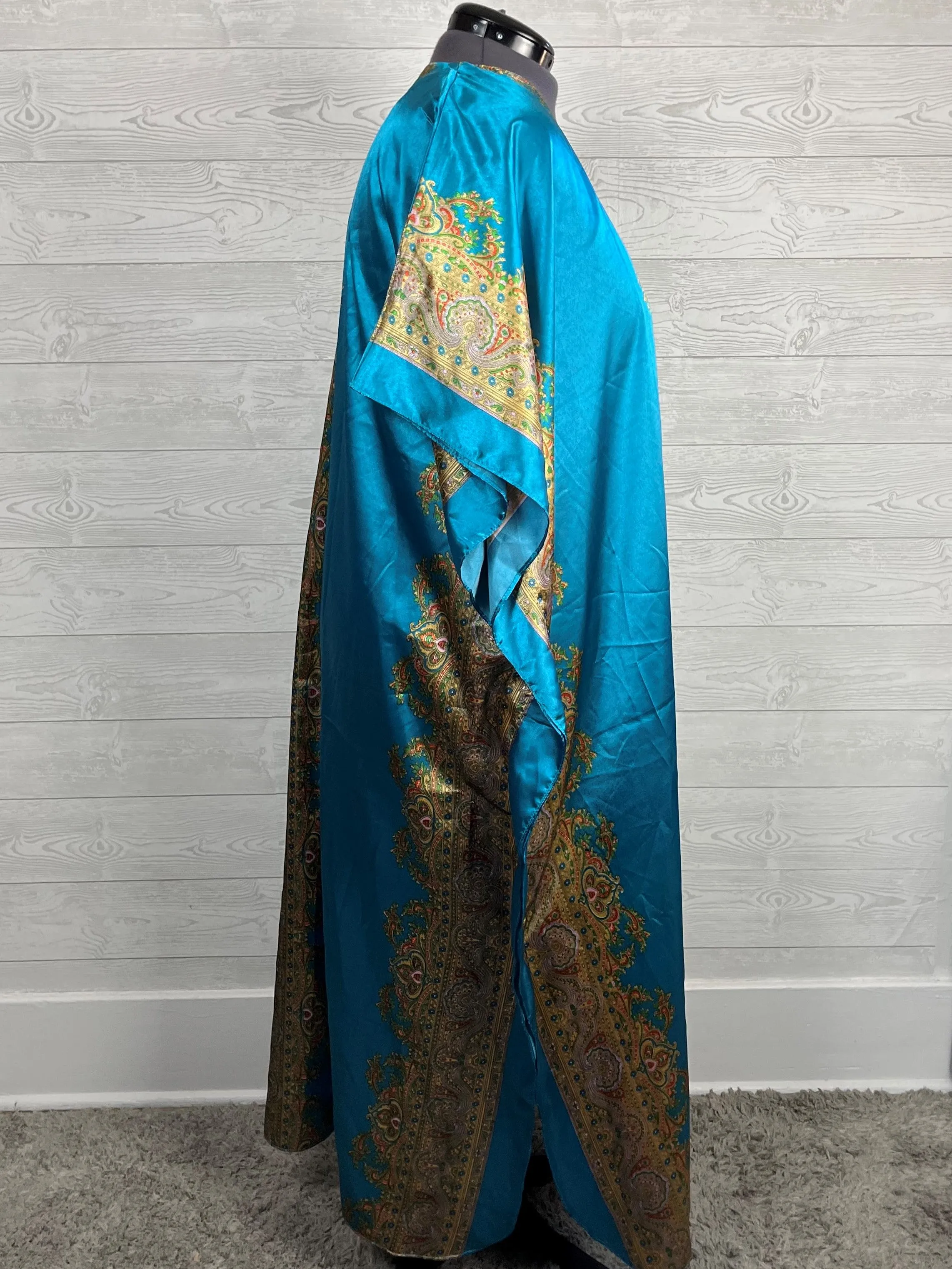 Generation 524 Size Open Turquoise & Gold Ornate Caftan NWT