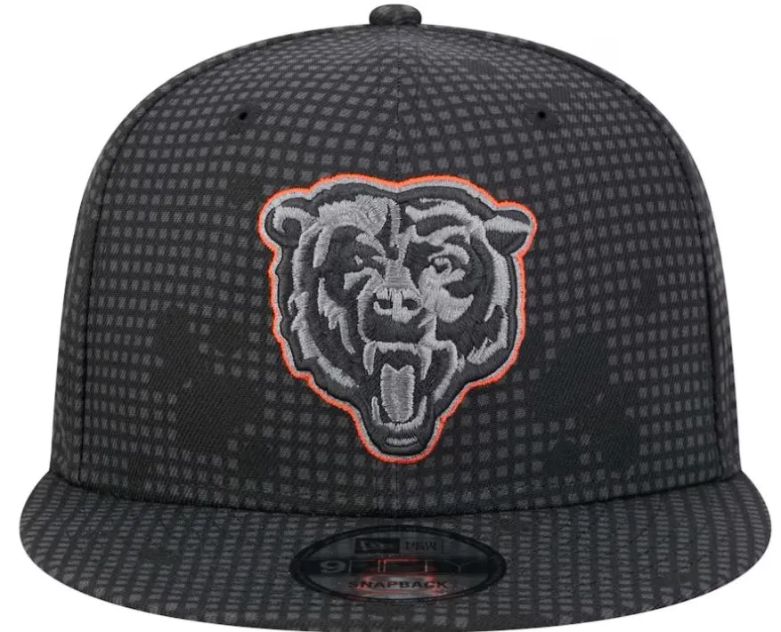 Men's New Era Black Chicago Bears Midnight Ink Pop Outline 9FIFTY Snapback Hat