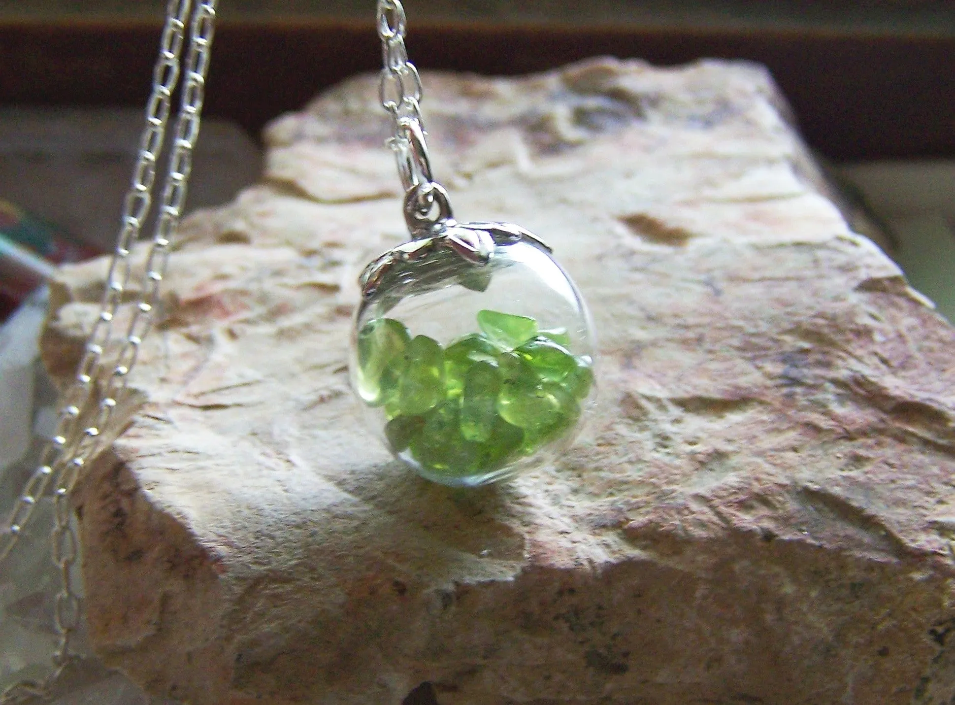 Peridot Gemstones Natural Crystal Ball Pendant Necklace