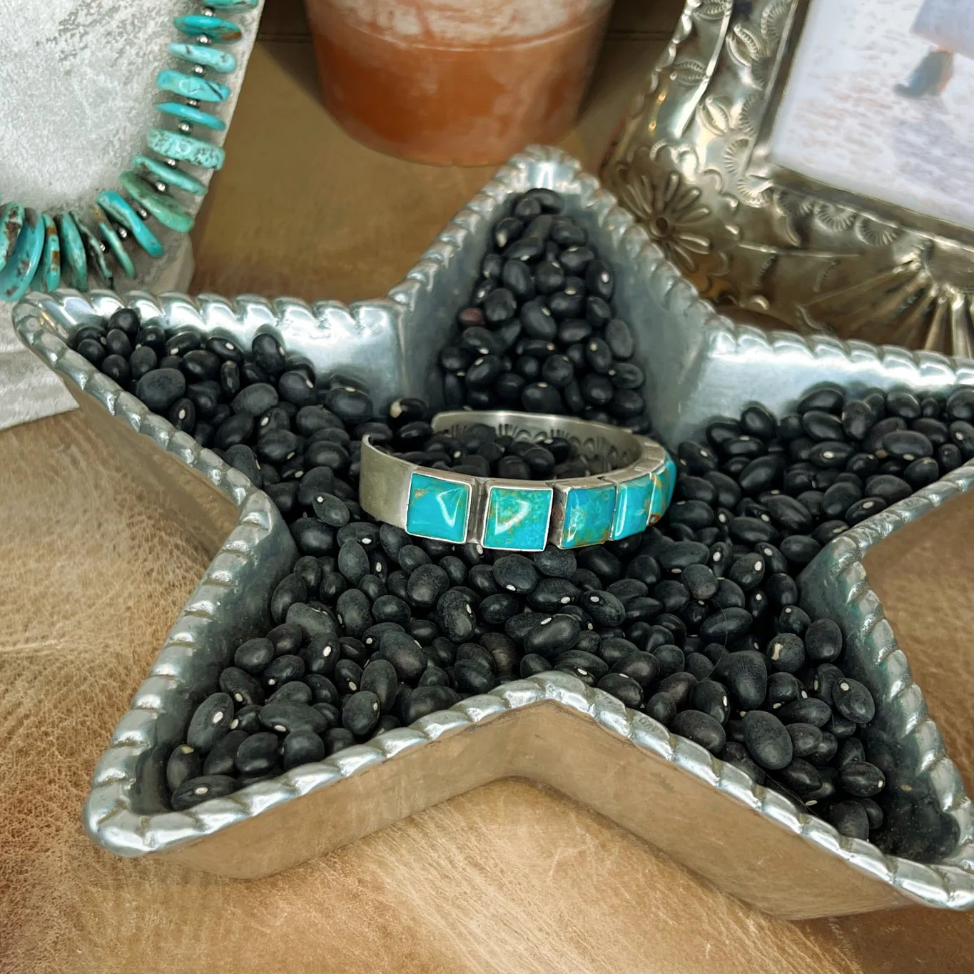 The Kingman Turquoise Nueve Cuff