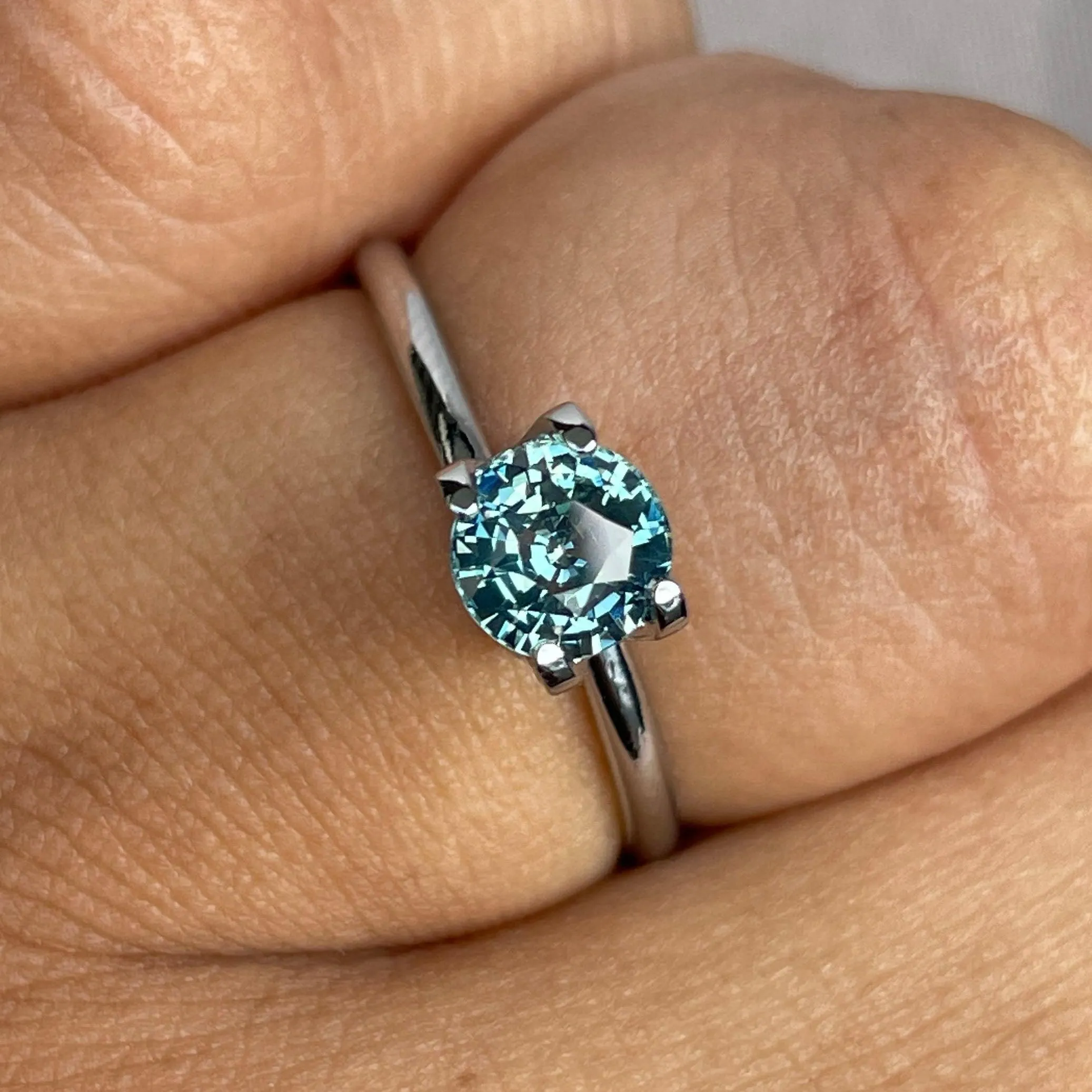 This 0.96 crt Teal Sapphire is well cut to bring out the best colour and lustre, and has a perfect colour blend.