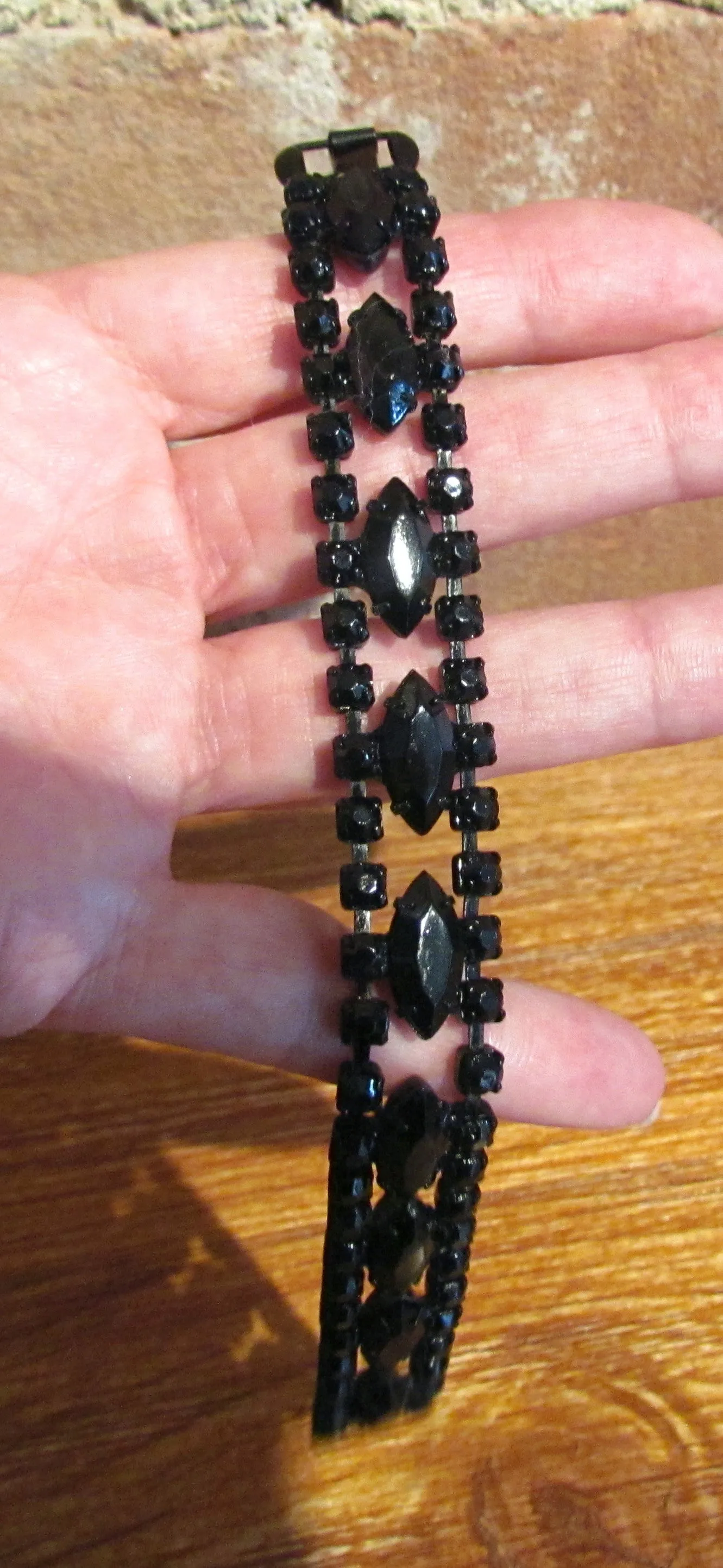 Vintage Black Onyx Faceted Glass Bracelet 7" Prong Set