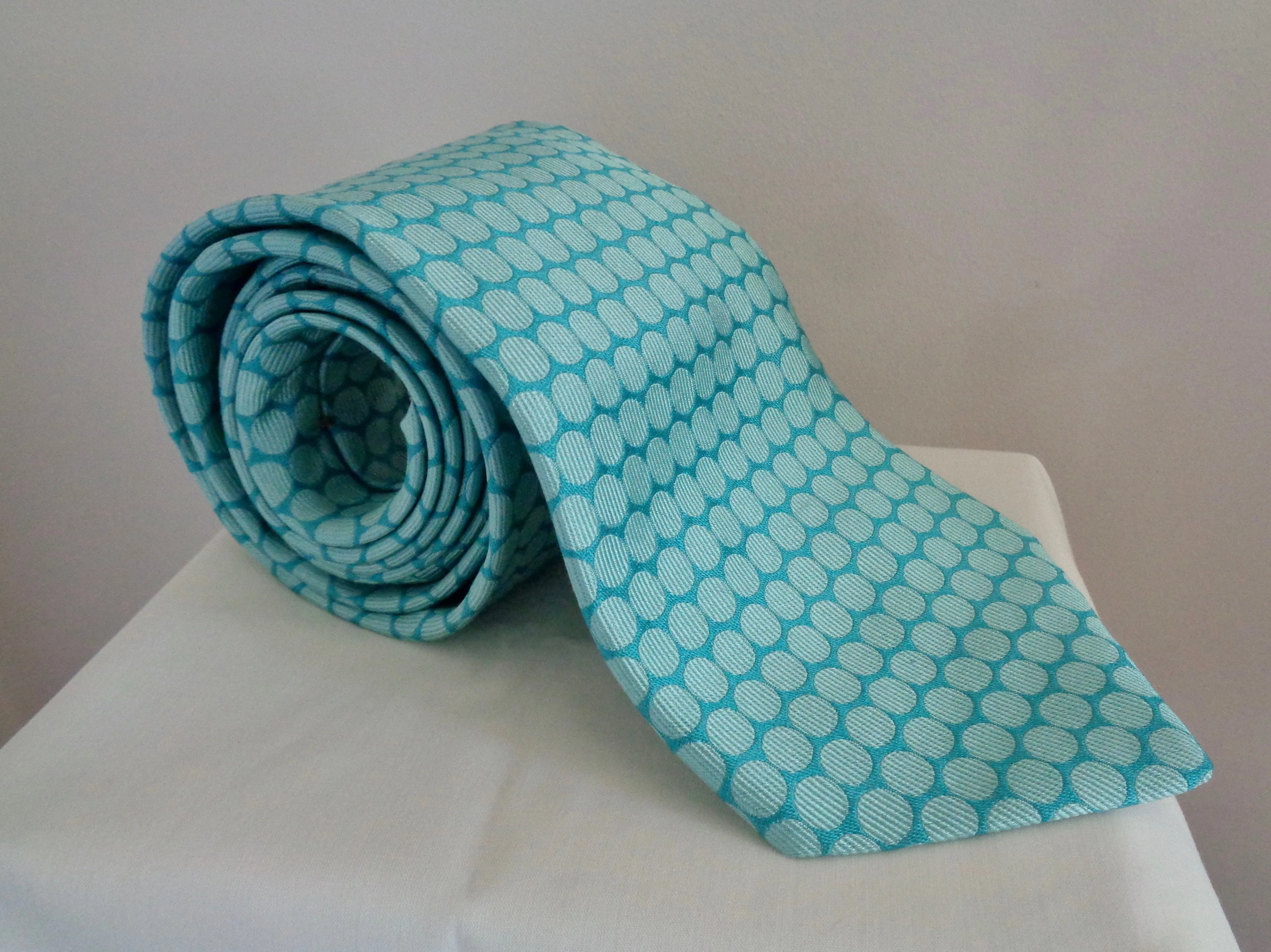 Vintage Tie Rack Silk Tie Turquoise With Circle Motifs