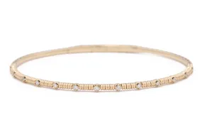 Yellow Gold 14K Bangle Bracelet With Diamonds